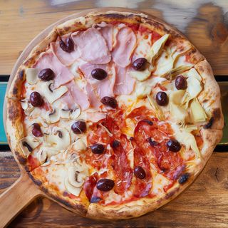 Pizza Quattro Stagioni 