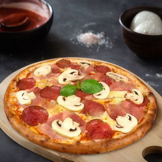 Pizza Rustică family