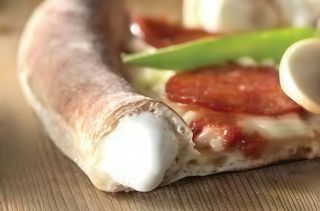 Recomandarea pizzerului - umplutura pentru marginea blatului