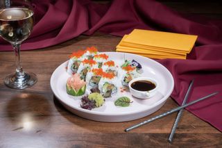 Salmon with sesame 8 bucati