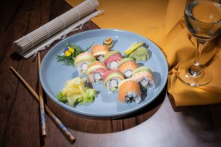 Rainbow roll 8 bucati