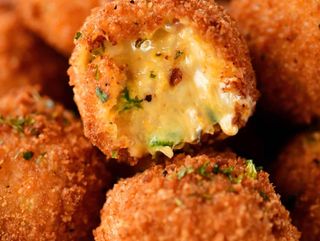 Biluțe cu cremă de brânză si Jalapeno 5 buc