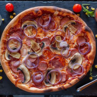 Pizza Taraneasca Ø32cm