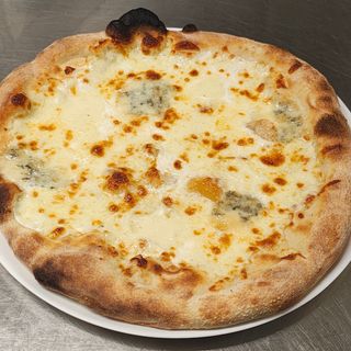Pizza Quattro Formaggi