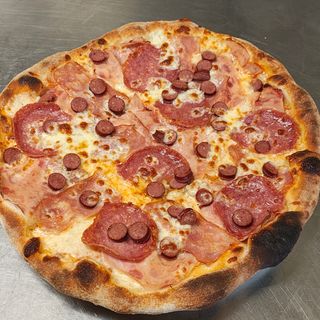 Pizza Canibale