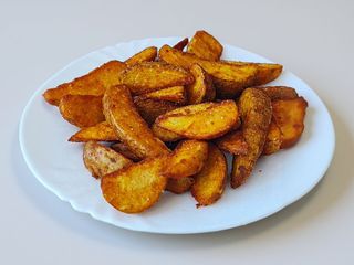cartofi wedges