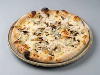 Pizza Pollo e funghi