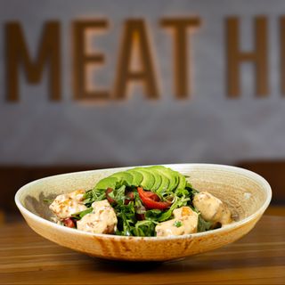 Salata cu creveti in tempura 