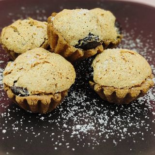 Coșulete cu nucă și magiun, GF