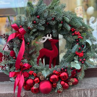 Coronita decorativa din brad natural Nobilis