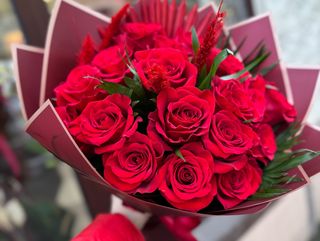 Buchet 19 trandafiri rosii