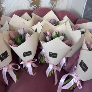 Buchet 9 lalele mix