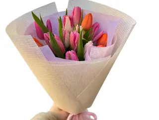 Buchet 11 lalele mix