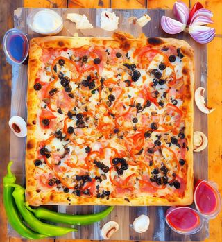 Pizza Capriciosa  Ø30cm