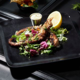 Caracatita la gratar