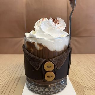 Crème brulée hot chocolate