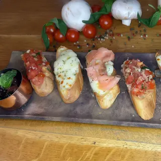 Mix  bruschete