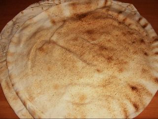 lipie cu unt si usturoi 70g