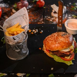 MENIU HAMBURGER VITA