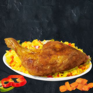 Pulpa pui cu os la cuptor cu Garnitura la alegere