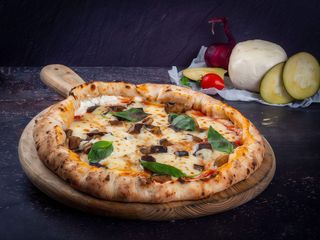 Pizza Parmigiana Ø42cm