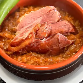 Ciolan de porc la cuptor cu varza calita