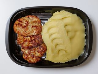 Meniu 1 -  Parjoale de porc la cuptor (fara ulei)