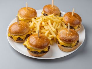 Platou - BIG Cheeseburgeri de vita