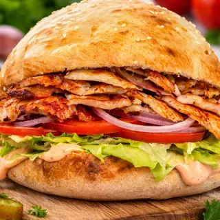BIG Doner kebap pui + cartofi prajiti