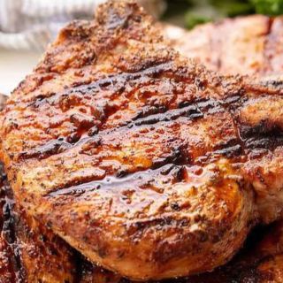 Ceafa de porc la gratar
