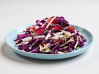 Salata de varza rosie