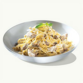 MENIU PUI ALFREDO PASTA