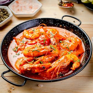 Tigaie picanta cu creveti