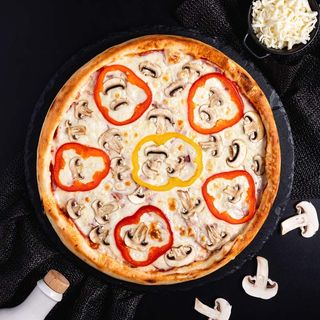 Pizza Capriciosa XL Ø 36 cm