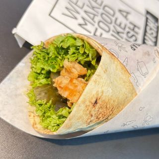 2 Wrap Chicken Grill + 1 portie de cartofi