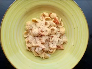 Orecchiette cu legume si sos de caju 