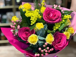 Buchet de flori Curcubeu