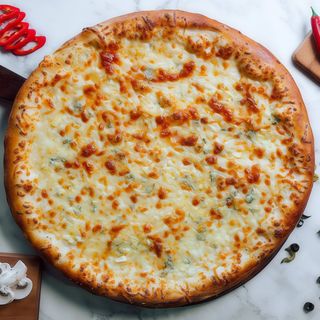 Pizza regina branzeturilor  Ø 30cm