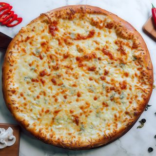 Pizza Regina branzeturilor Ø50 cm