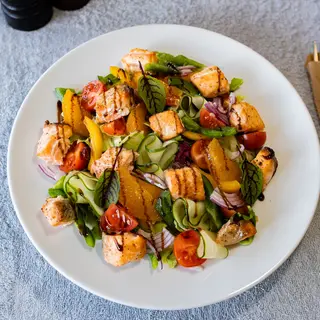Salata cu somon 