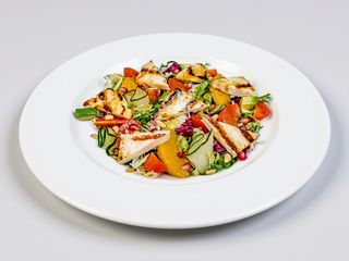 Salata cu Halloumi la gratar