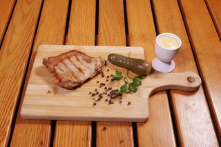 Cotlet de purcel la grătar