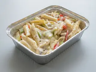 Paste cu legume și sos alb, de post