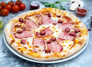 Pizza Canibale