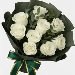 Buchet 9 trandafiri albi 