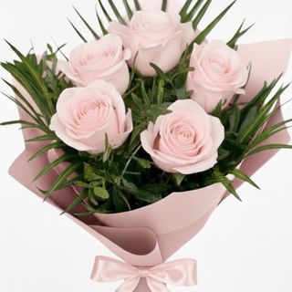 Buchet 5 trandafiri roz