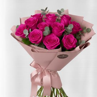 Buchet 11 trandafiri fuxia topaz