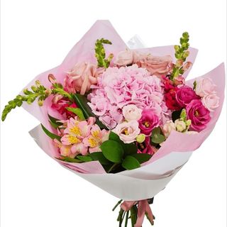 Buchet hortensia pink lisy astro