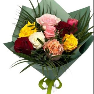 Buchet 9 trandafiri colormixt