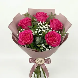 Buchet 5 trandafiri fuxia 